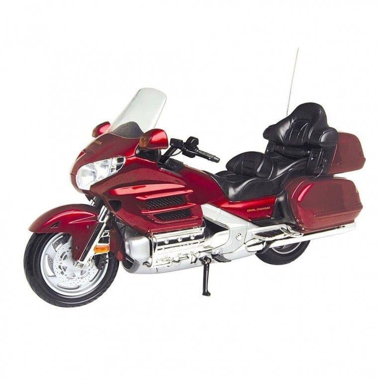 Модель мотоцикла Honda Gold Wing 1500 White