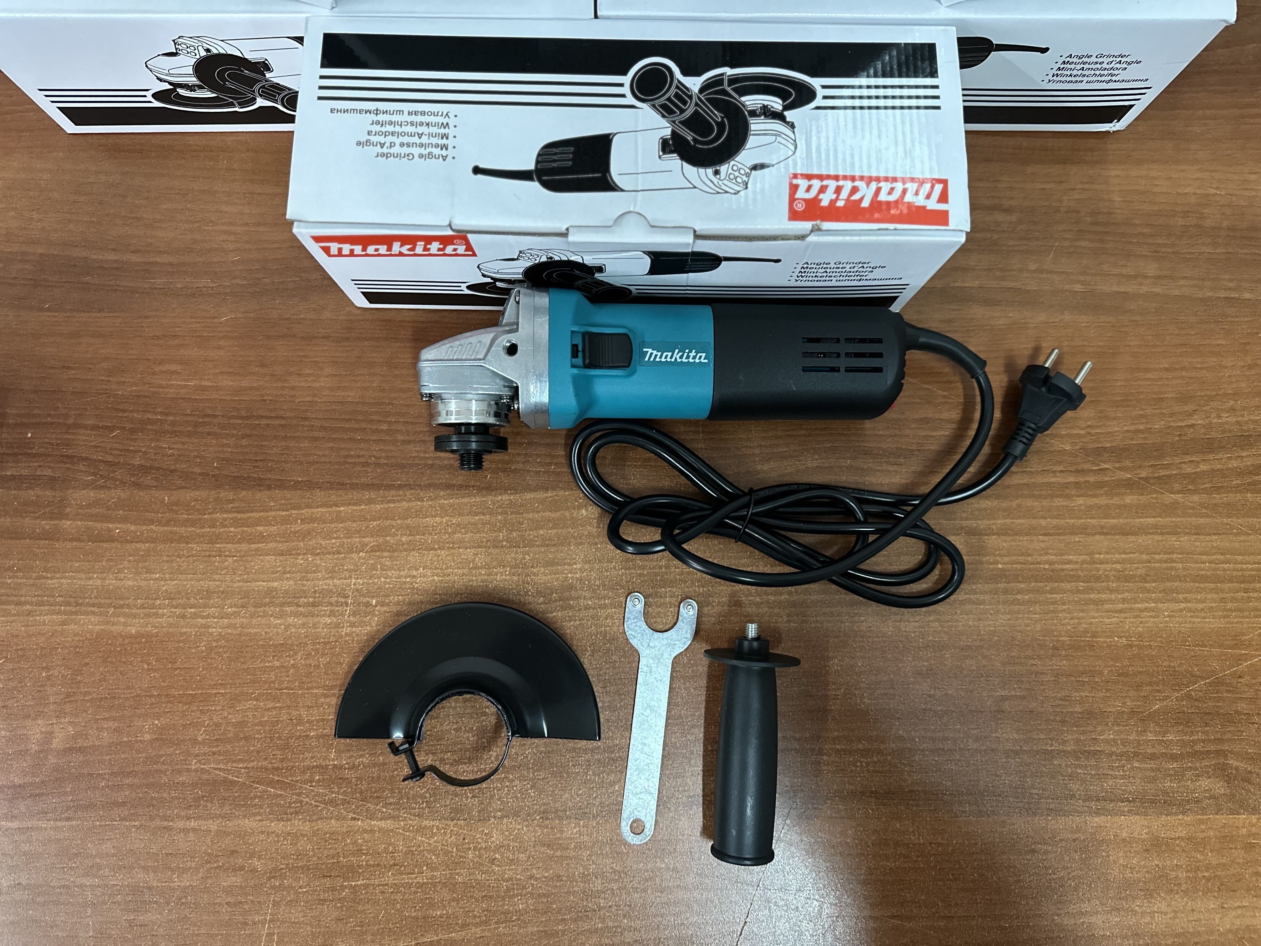 Шлифовальная Угловая Машина Болгарка Makita 9558hn Купить