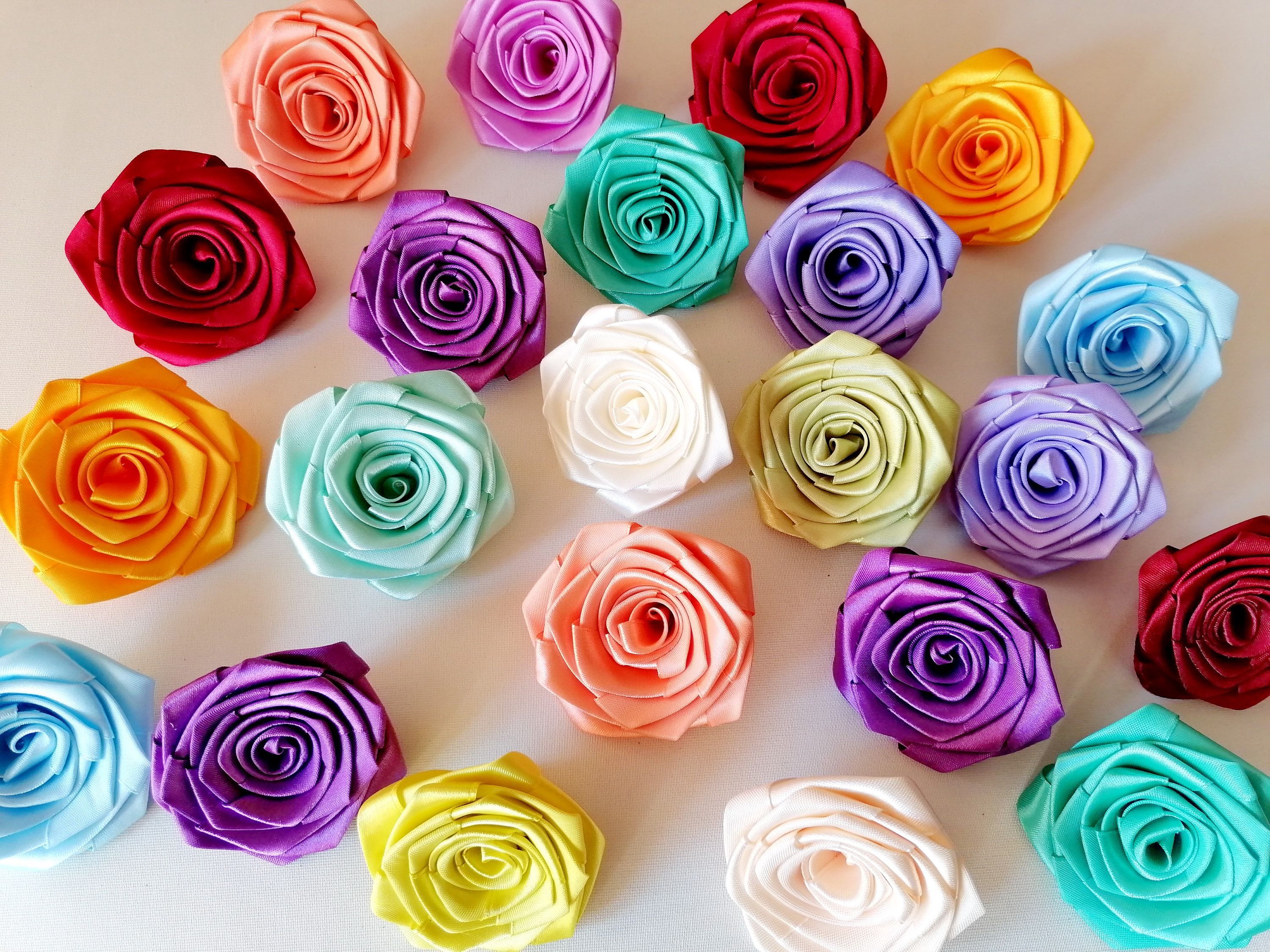 Несколько способов, как сделать розу из ленты своими руками🌸 Увлекательный контент в ОК