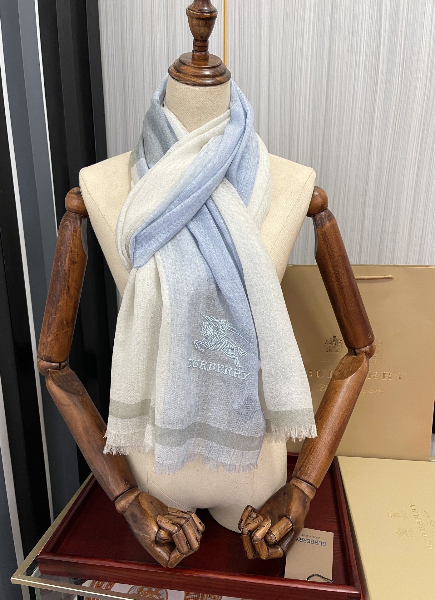 Burberry white cashmere scarf sale