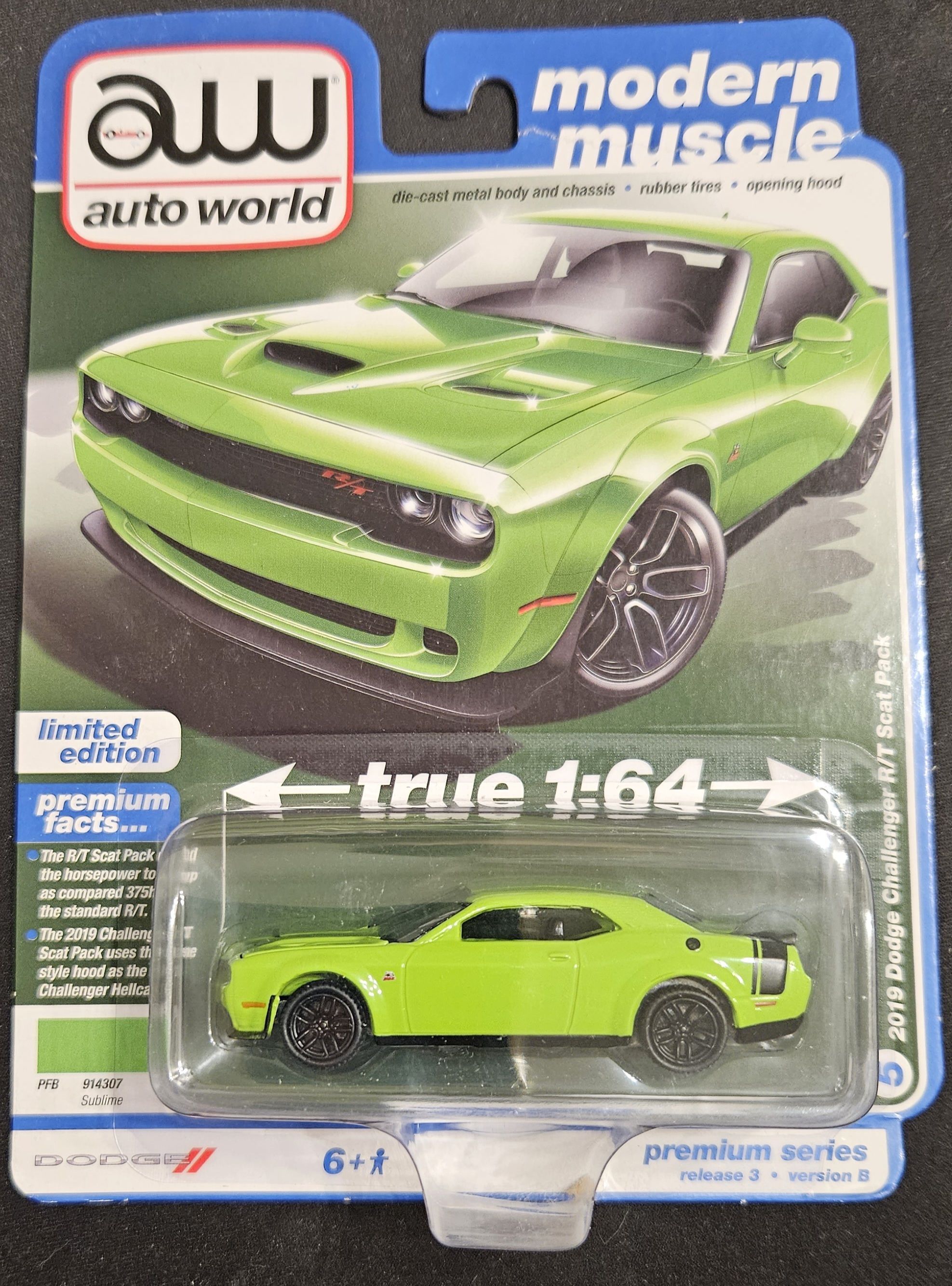 Auto World, Modern Muscle, 2019 Dodge Challenger R/T Scat Pack,  коллекционная модель - купить с доставкой по выгодным ценам в  интернет-магазине OZON (1189254494)