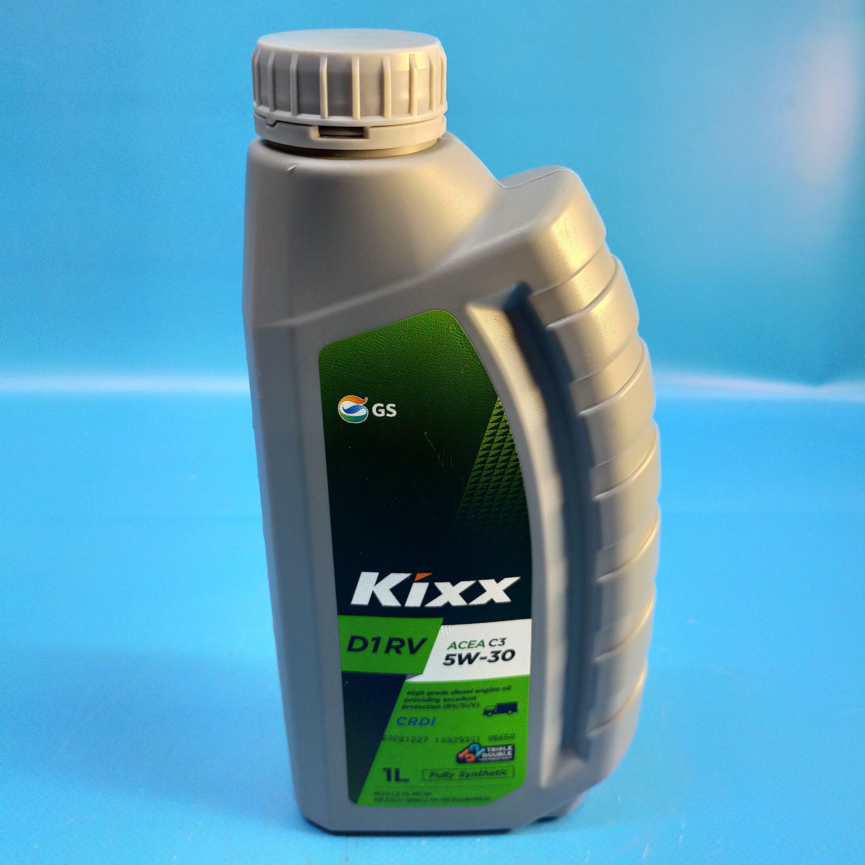 Kixx d1 rv 5w 30. Kixx Motor Oil logo PNG with White background.