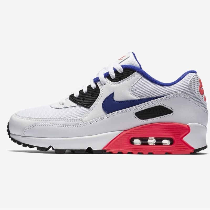 Эйр макс мужские. Nike Air Max. Кроссовки найк Air Max 90. Мужские кроссовки Nike Air Max 90. Кроссовки Nike Air Max 90 Essential.