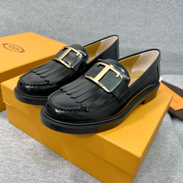 Лоферы Tod’s - купить с доставкой по выгодным ценам в интернет-магазине ...