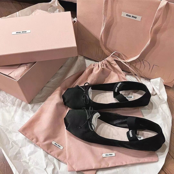 Балетки Miu Miu - купить с доставкой по выгодным ценам в интернет ...