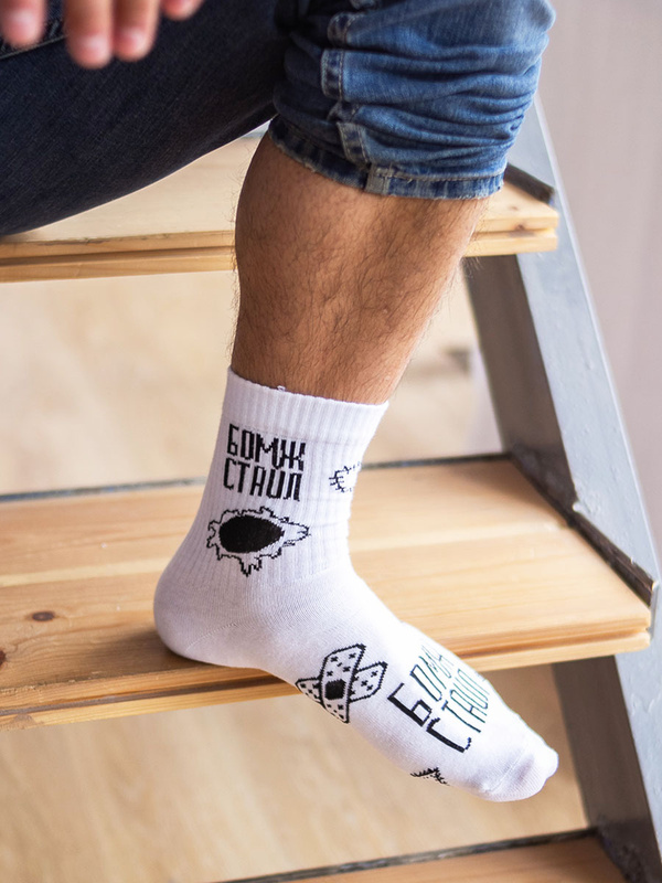 носки мода 2024. носки с босоножками 2022. носки тренд 2022. носки мода 2024. модные носки.