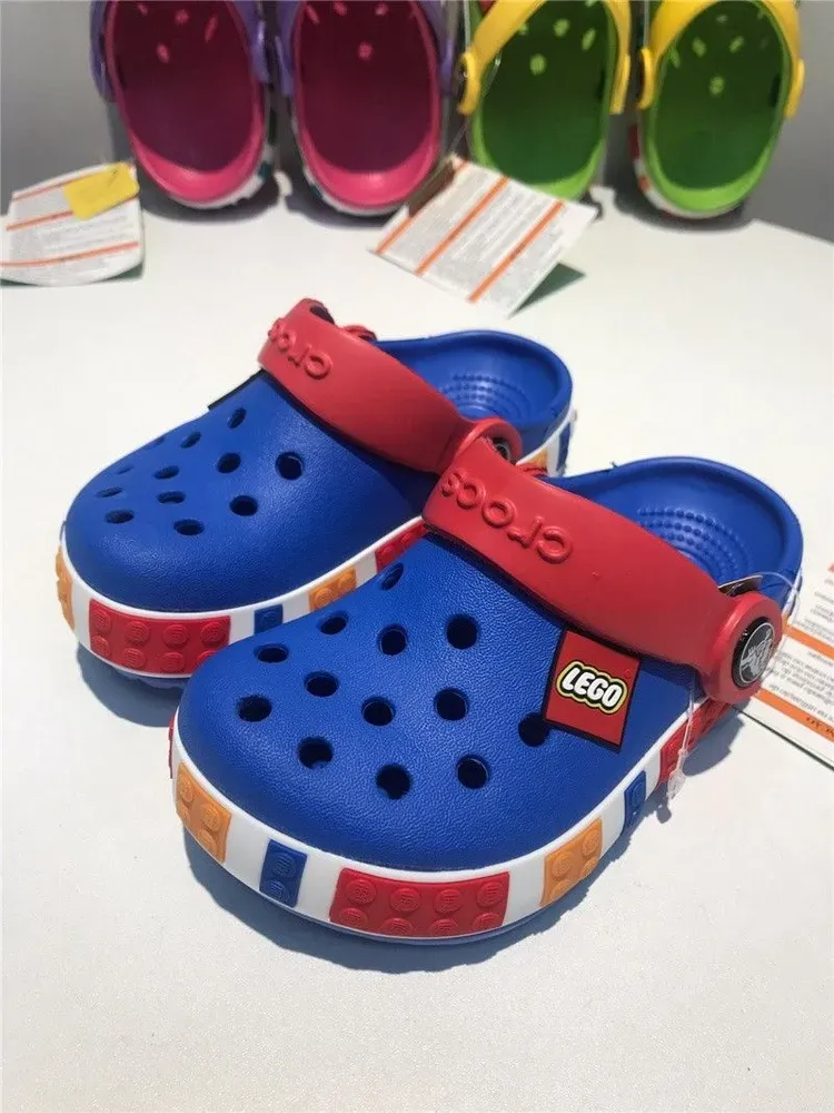 СандалиидлямальчиковCrocs