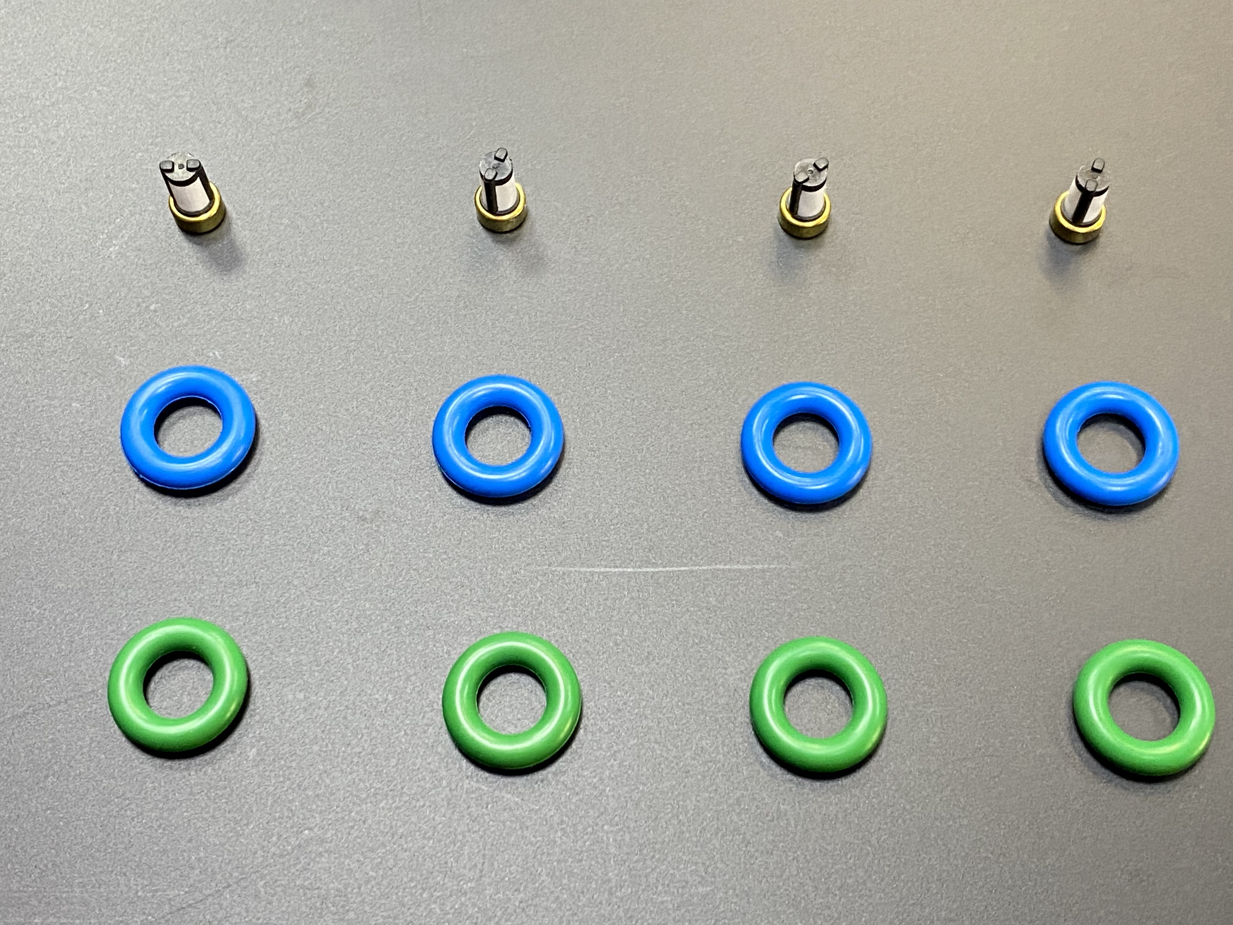 кольца топливных форсунок. уплотнительные кольца топливных форсунок мазда 6. кольцо для форсунки 5641934. уплотнительные кольца на форсунки денсо. кольца топливных форсунок.