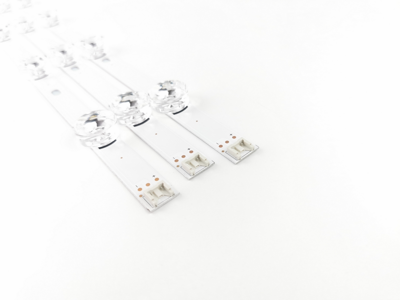 LED подсветка LG Innotek DRT 3.0 32 на ТВ 32LB650V 32LB561V 32LB563V 32LF560U 32LF560V 32LB552U 32LF550U 32LB561U 32LB563U 32LB565V 32LB565U 32LB570V 32LB570U 32LB572U 32LB572V 32LB580U