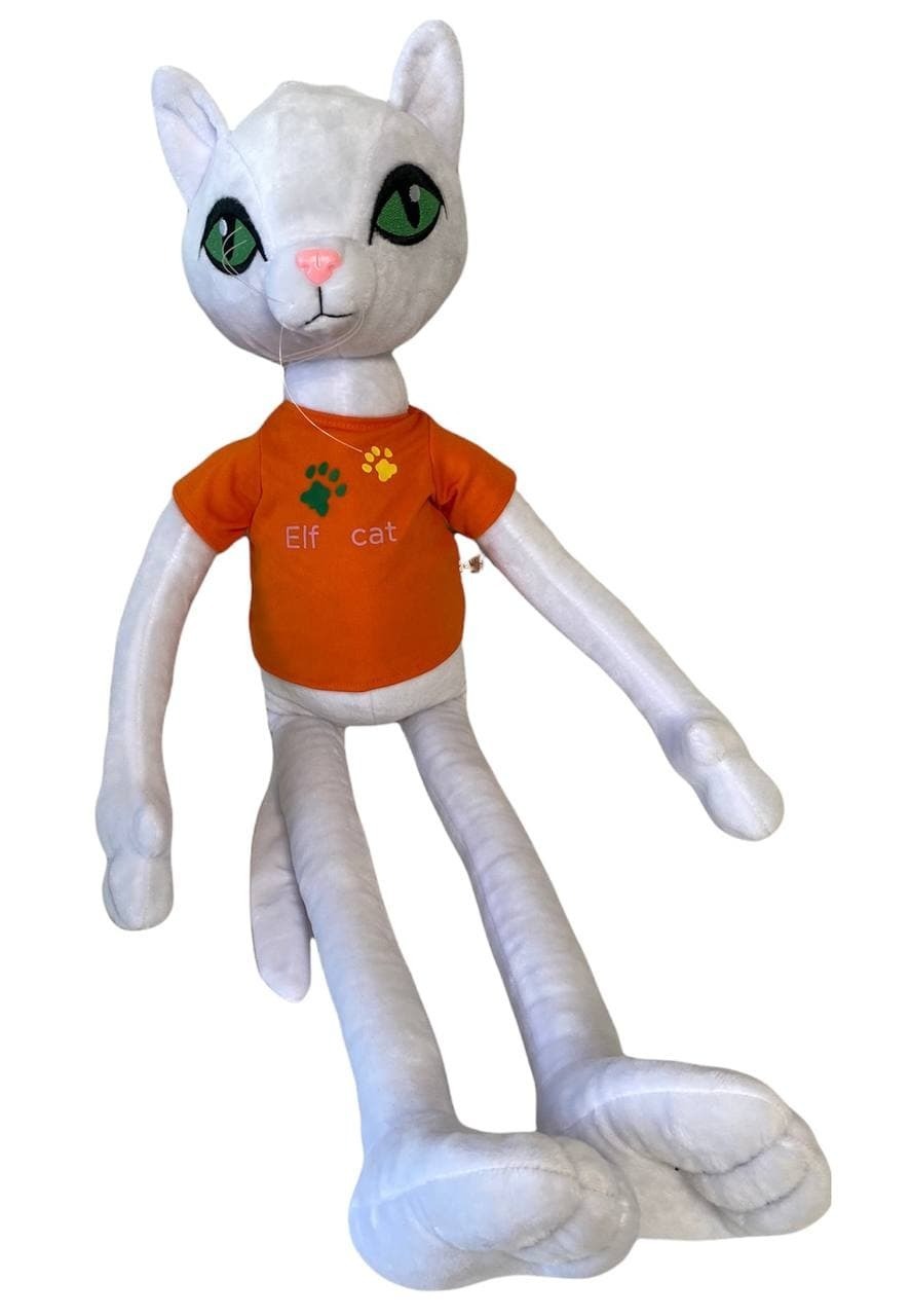 Кот с длинными ногами