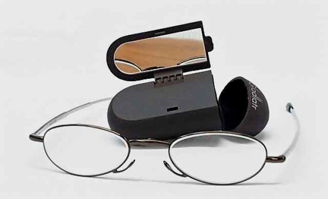 Очки гладиатор. Очки Gladiator 1778. Glodiatr очки складные. Складные очки для чтения. Очки в футляре.