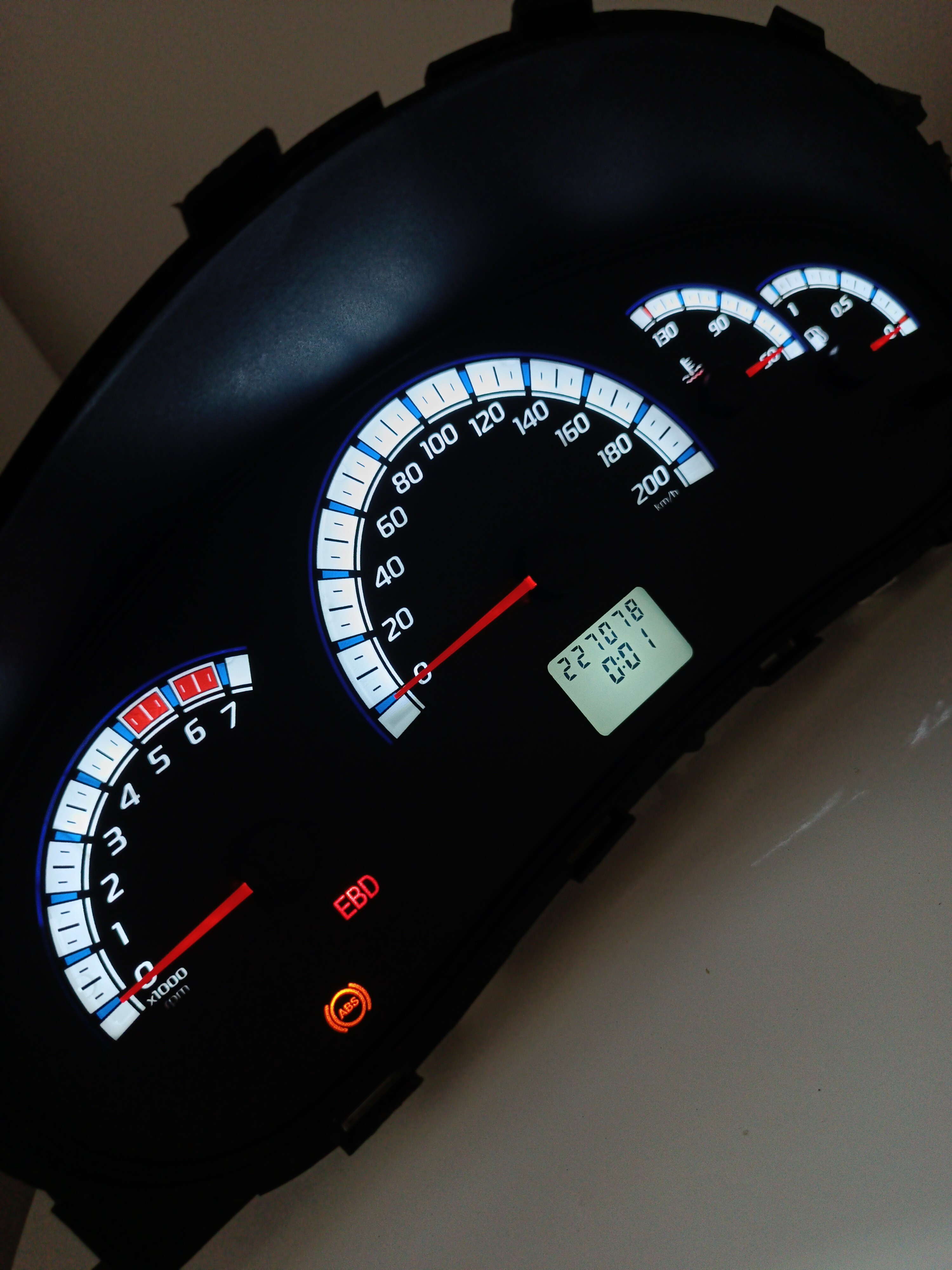 Доска приборов на приору