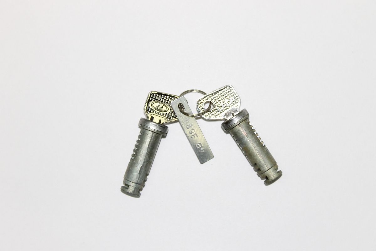 Личинка для замка нива урбан - купить по низкой цене на Яндекс Маркете