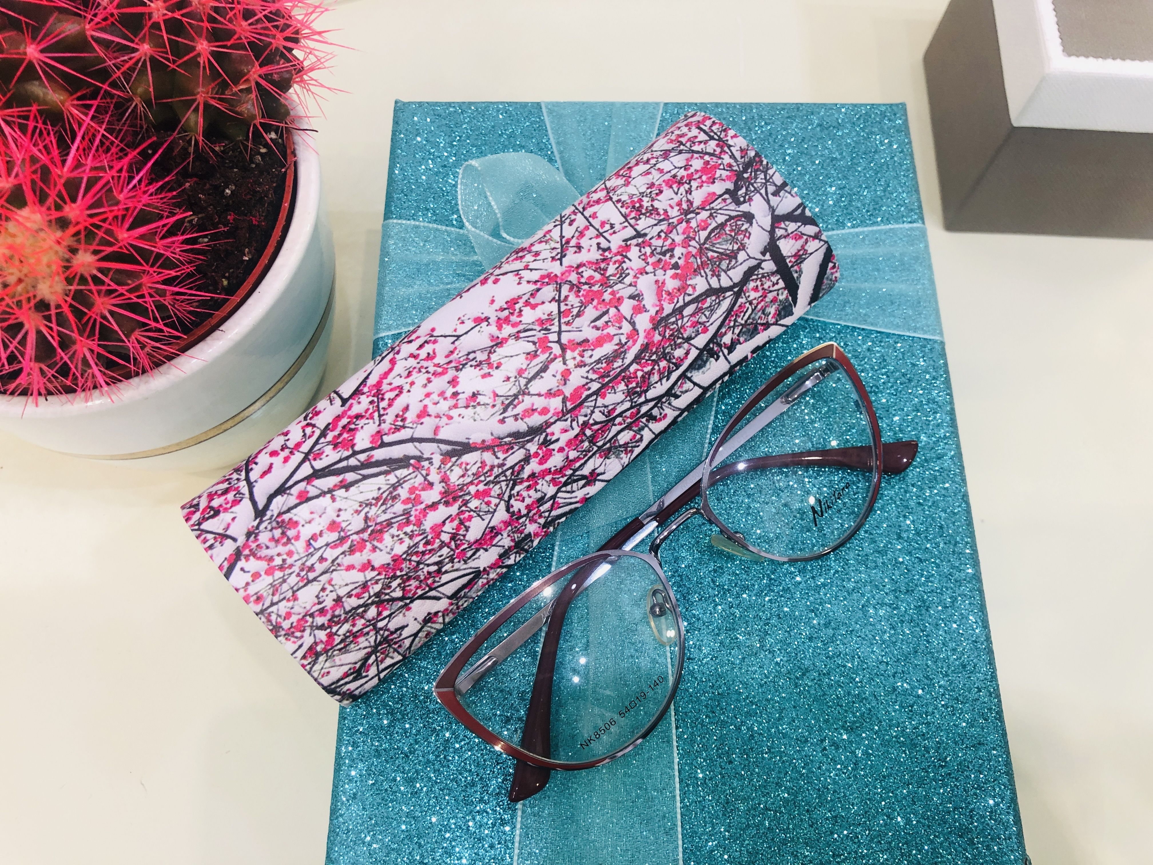 Футляр для очков женский Озон