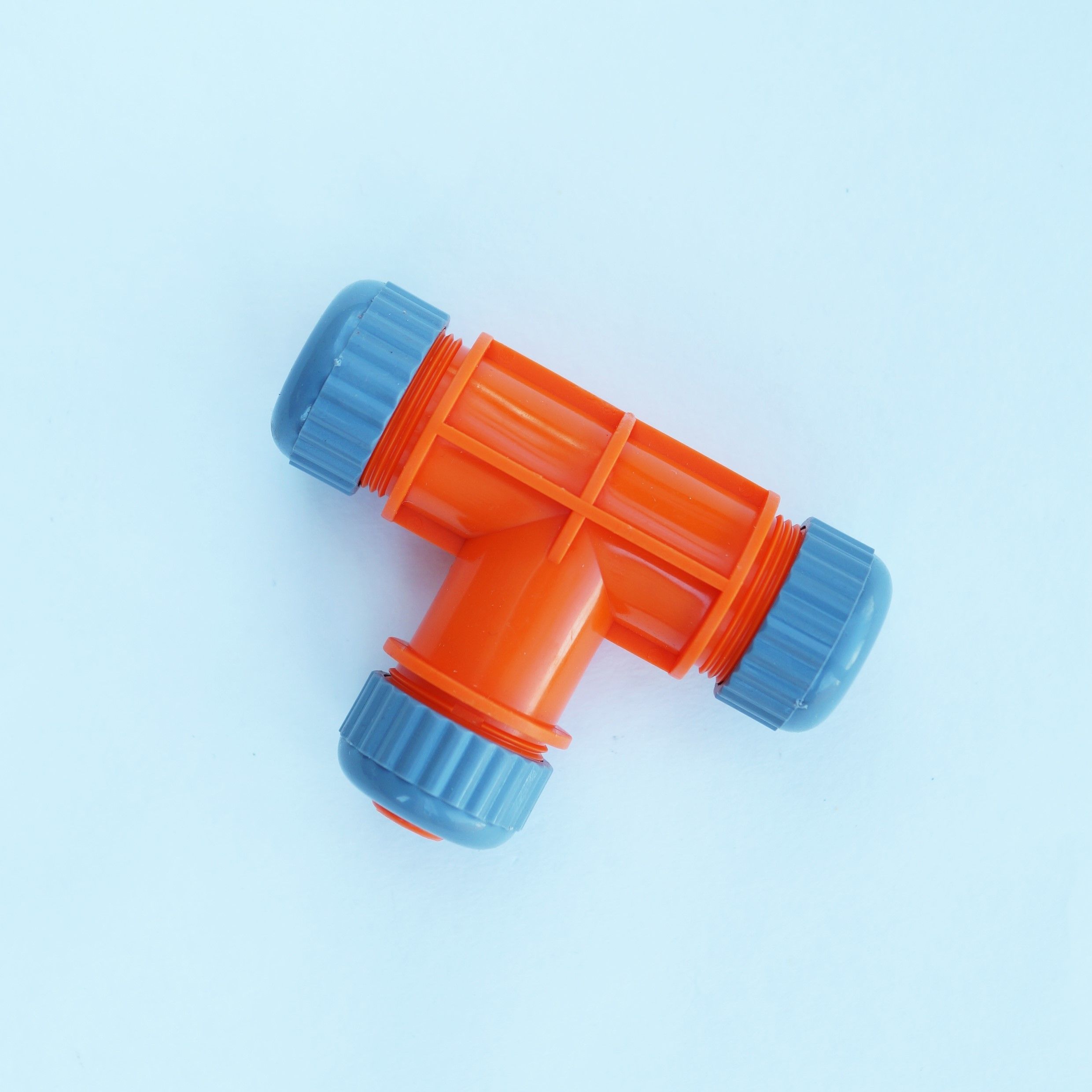 тройник 15 20 15. 750. муфта тройник коннектор коннектор пластик беламос. тройник редукционный 2"х1/2"х2" оцф. N.