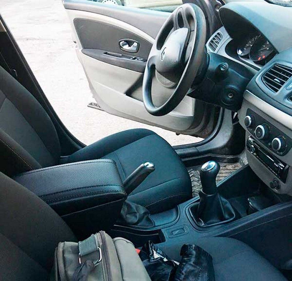 Как снять подлокотник рено флюенс Подлокотник для автомобиля МагазинУАЗ для Renault Fluence - купить по доступным 