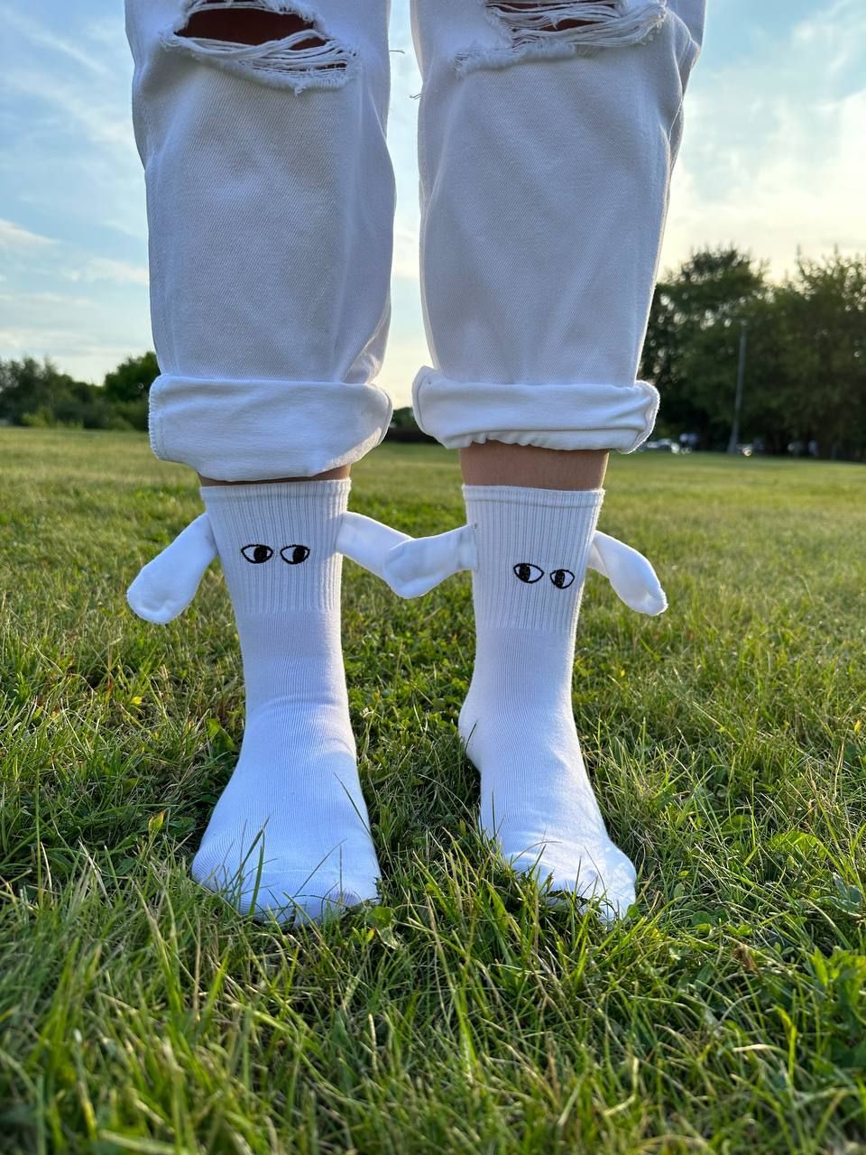 Мужчина носки найк нба белые. Носки с ручками. Носки пилатес детские. Носки с ручками. Носки с пивными кружками.