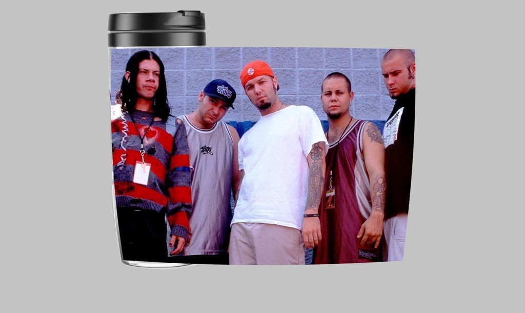 Discover limp. Терри Бальзамо Limp Bizkit. Корн и Лимп бизкит. Лимп бизкит Готика. Лимп бизкит Джоджо.