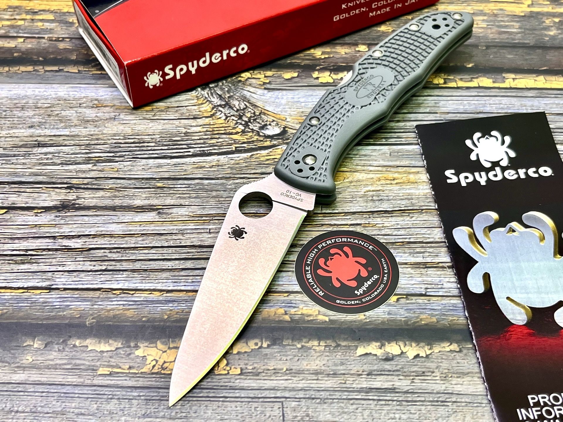 Нож складной Spyderco SC10FPGY Endura 4, Grey Handle