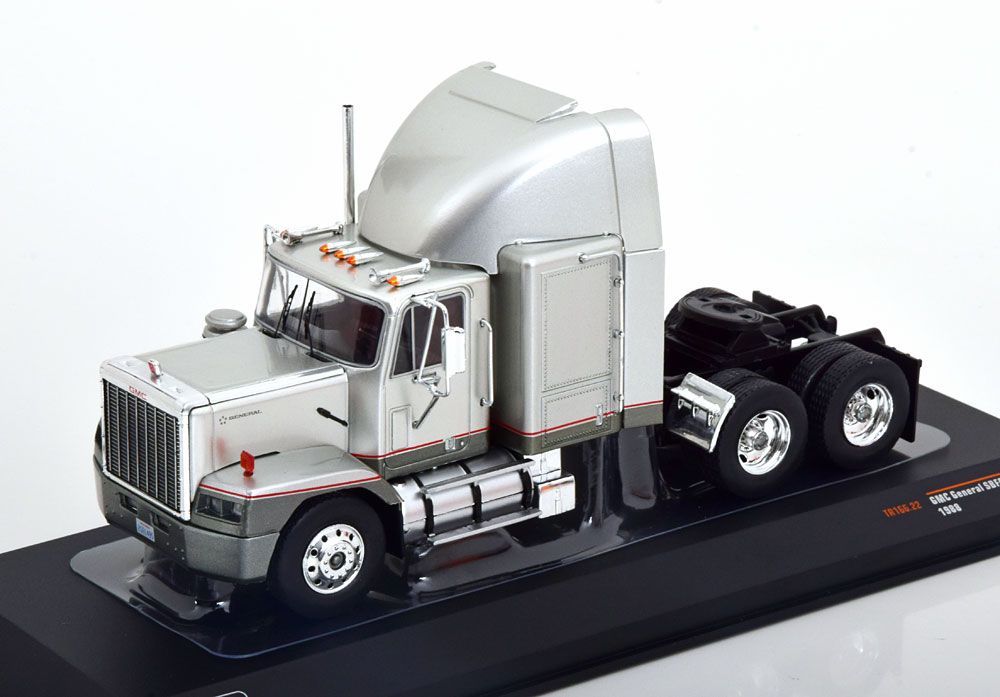 IXO Trucks 1/43. GMC General 1980 седельный тягач. Модели IXO 1 43 Грузовики. Машина GMC модели.