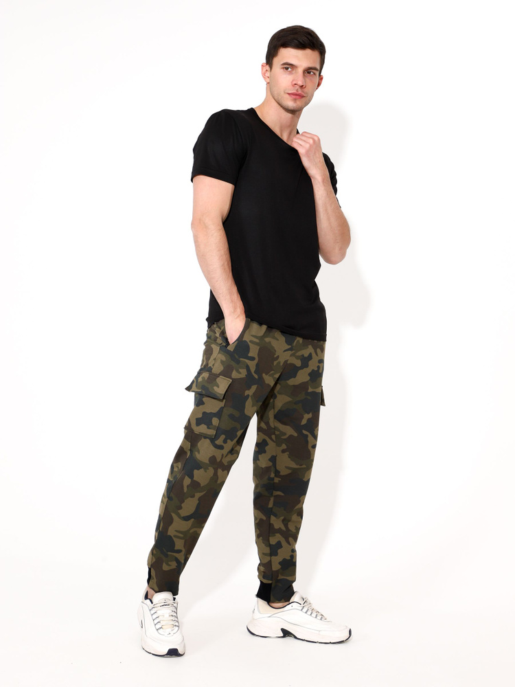 Мужской спортивный милитари