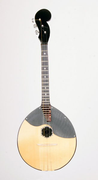 Домра малая, 3-струнная, 3-й категории, Doff F301 - купить с доставкой ...