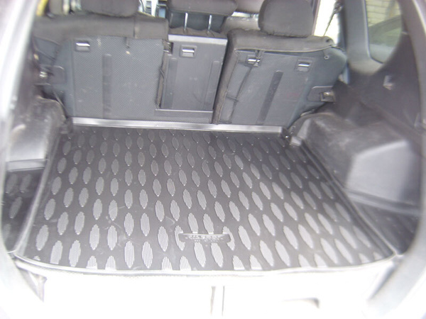 Коврик в багажник с бортиком на Nissan X-Trail T31 (2007-) SE (с ...