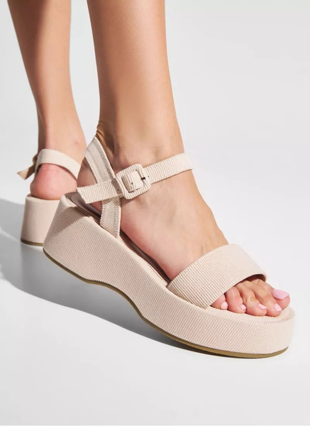 Toucan store wedge sandals