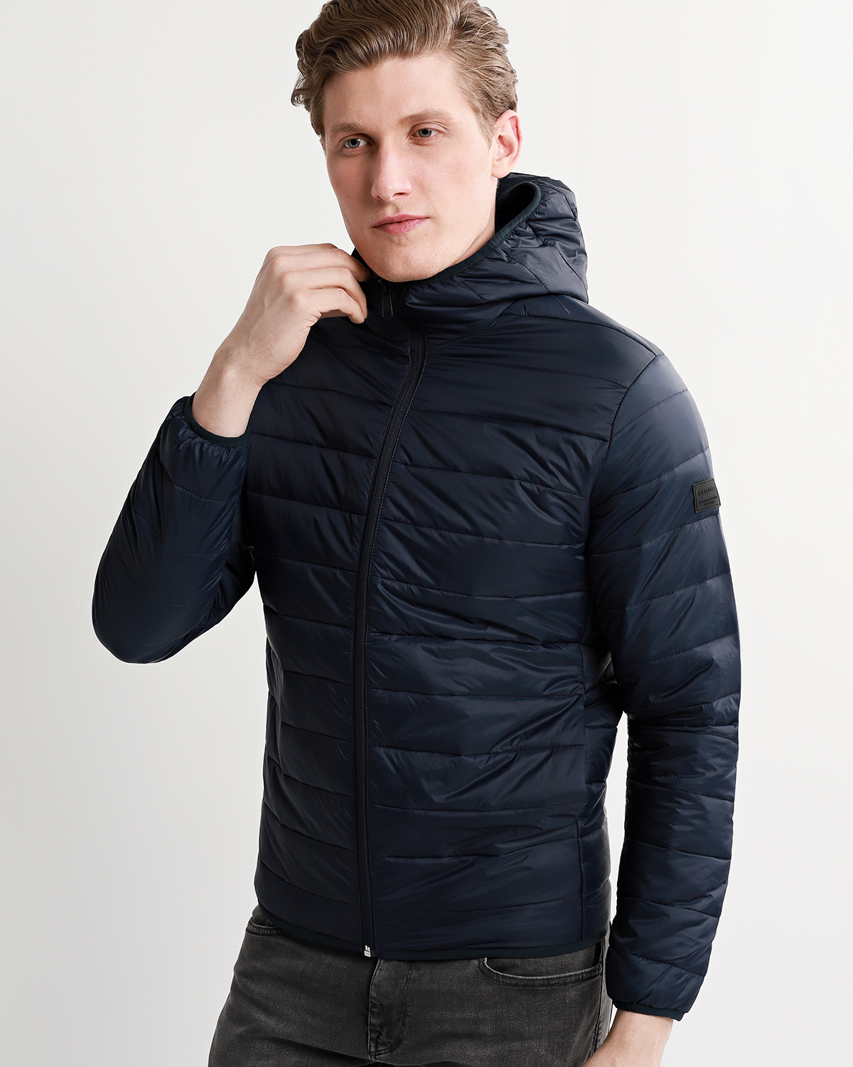 Jack jones куртки. Пуховик Jack Jones. Jack Jones куртка пуховик. Пуховик Jack Jones красный. Jack and Jones Jacket MD.