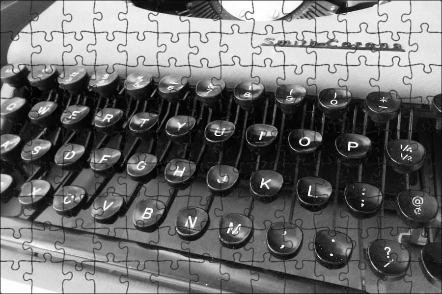 Клавиатура на печатной машинке фото
