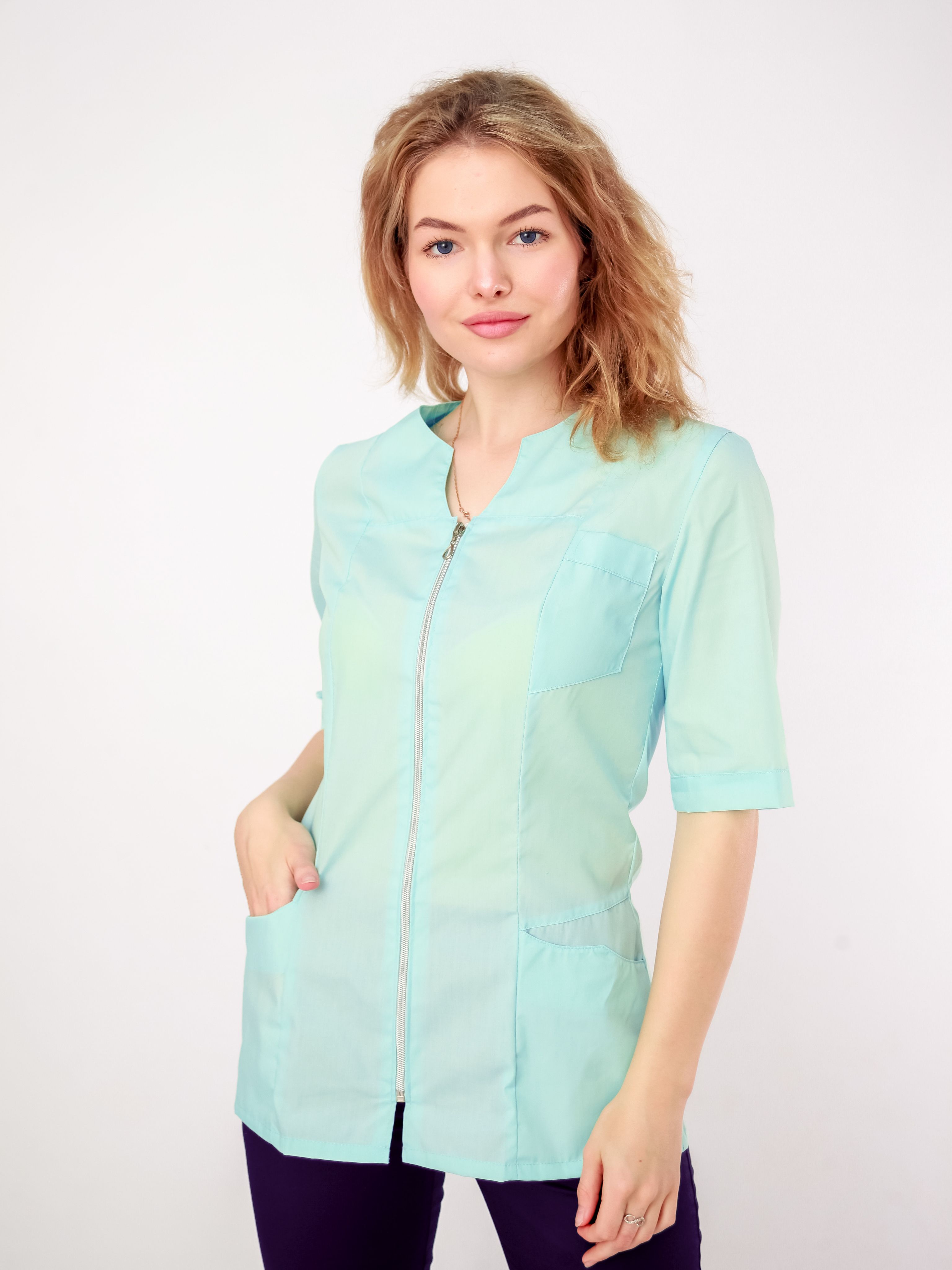 Медицинские молнии. Медкостюмы cherokee. Медицинские блузоны женские. Молнии 33 см 72601. Халат белый медицинский на молнии.