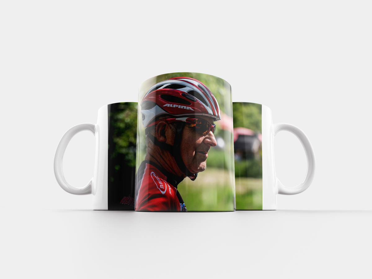 кружка конкурс. кружка конкурс. господин на кружку. розыгрыш кружек. кружка конкурс.