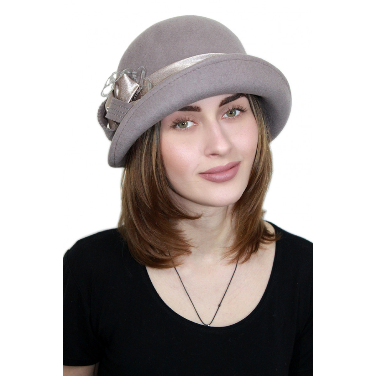 Шляпа женская классическая