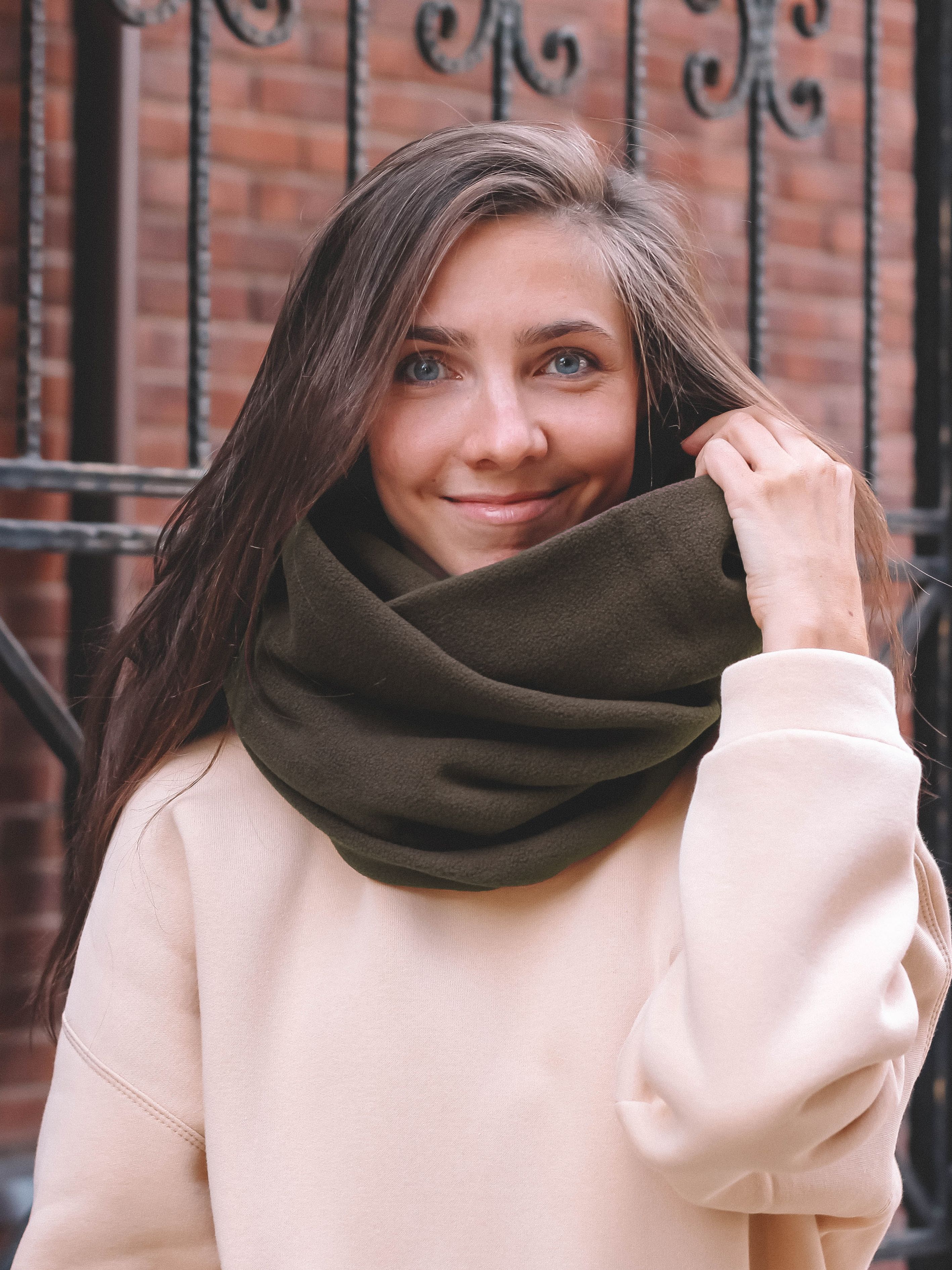 Спортивный снуд. Шарфик для бега. Топ снудов спорт.