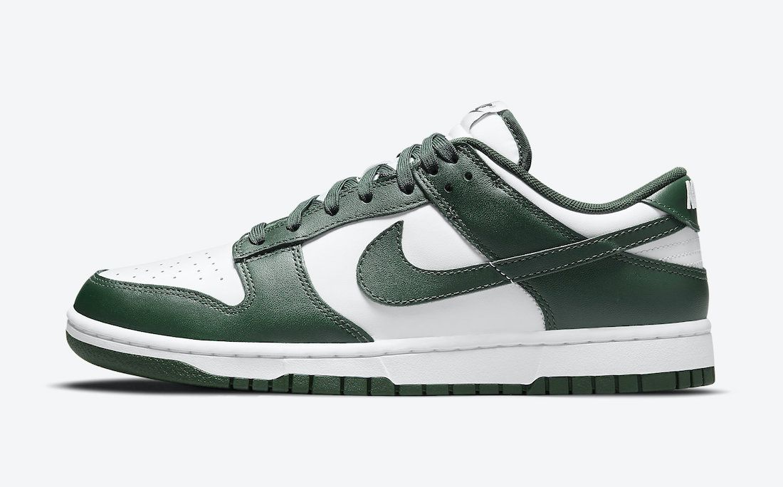 Nike SB Dunk Dark Green pattern