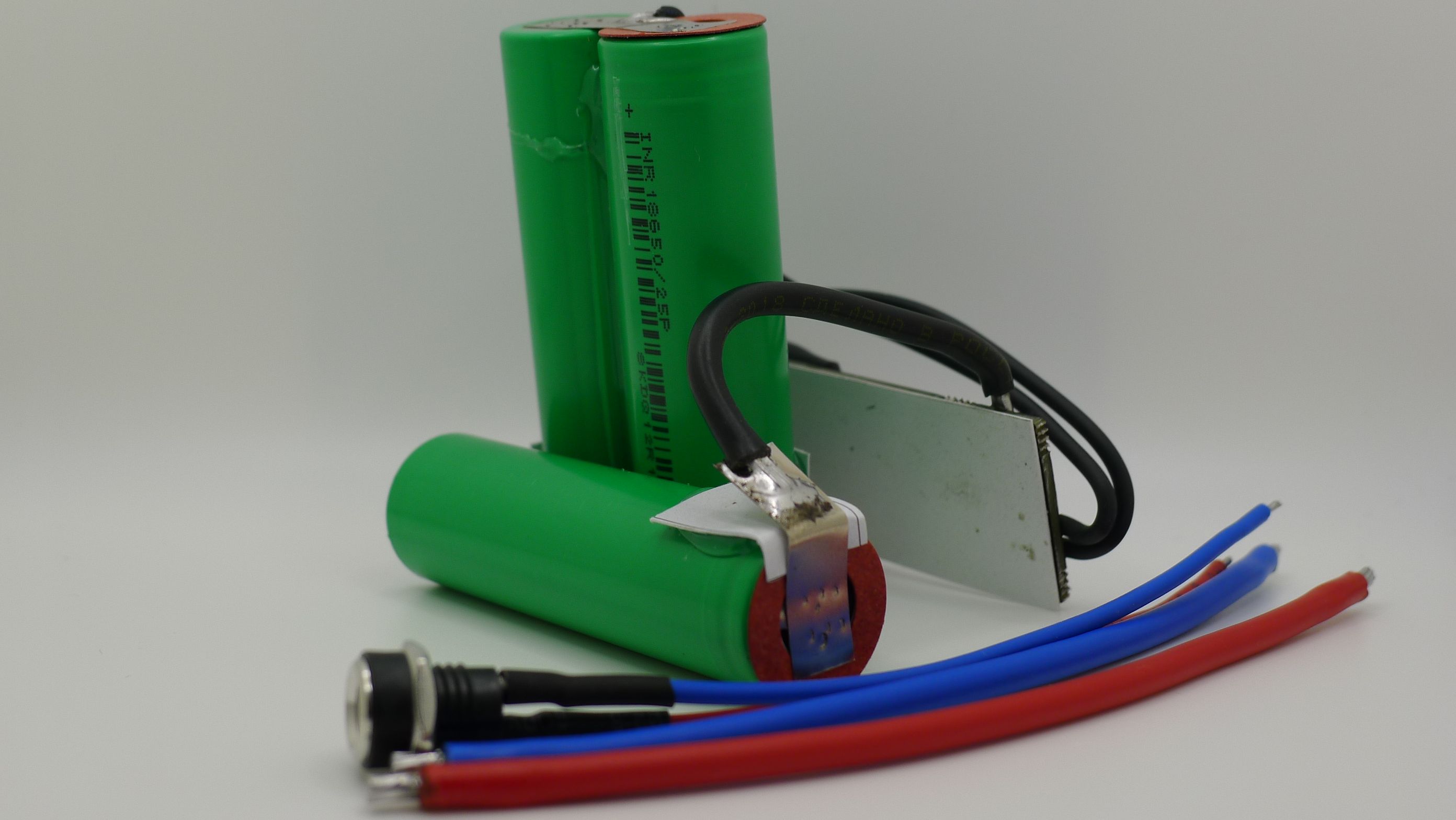 Li-ion 4s2p. Li-ion battery 48v 13ah 624wh. литий ионные li ion аккумуляторы. литий ионный сборка. сборка аккумуляторных батарей.