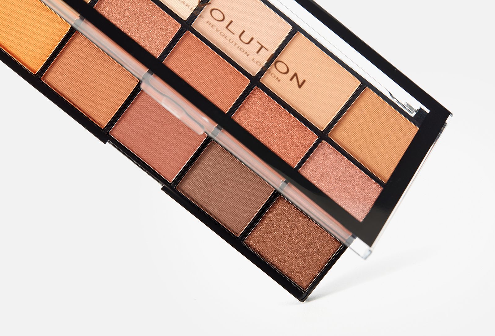 Makeup revolution re loaded palette iconic