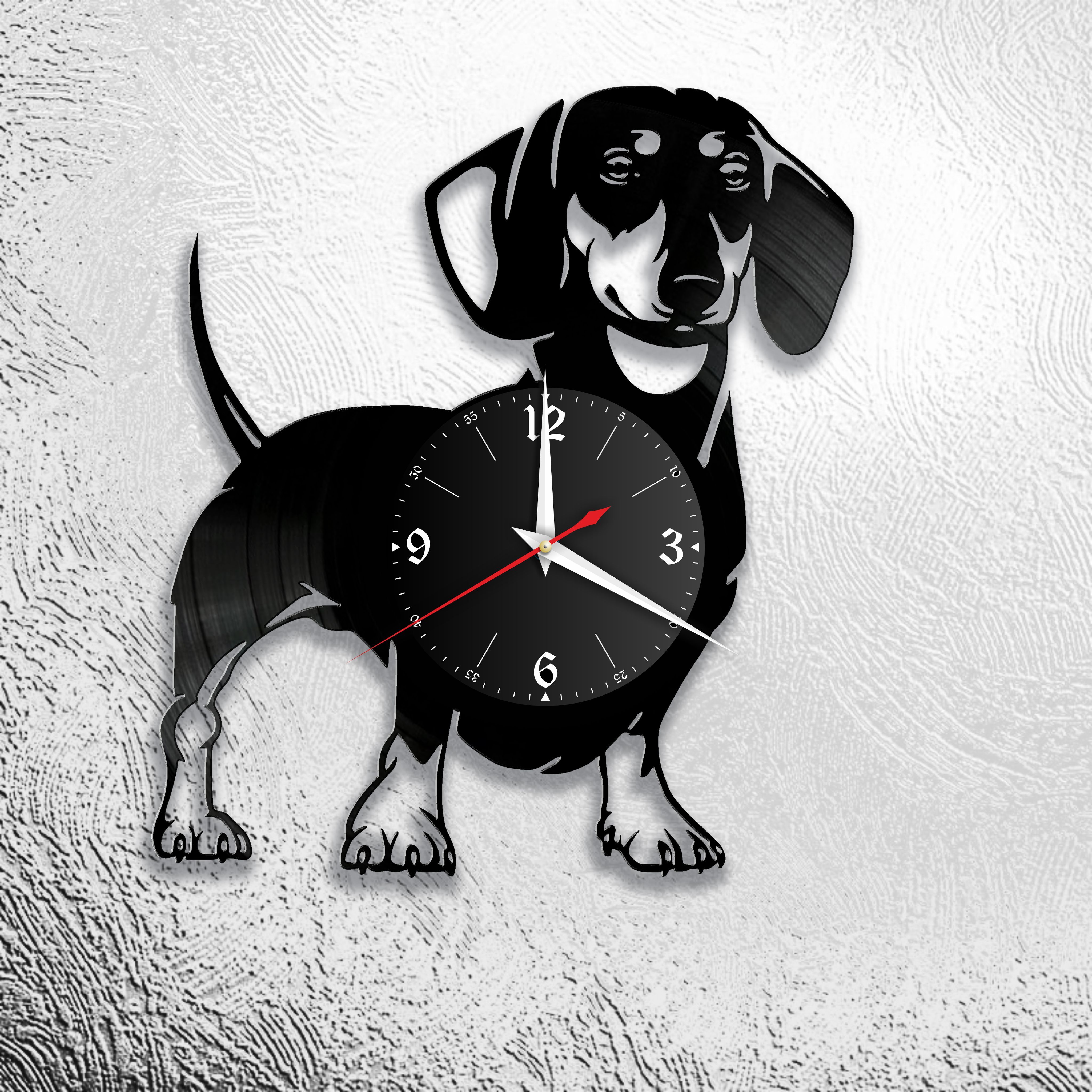 Часы из виниловых пластинок собаки