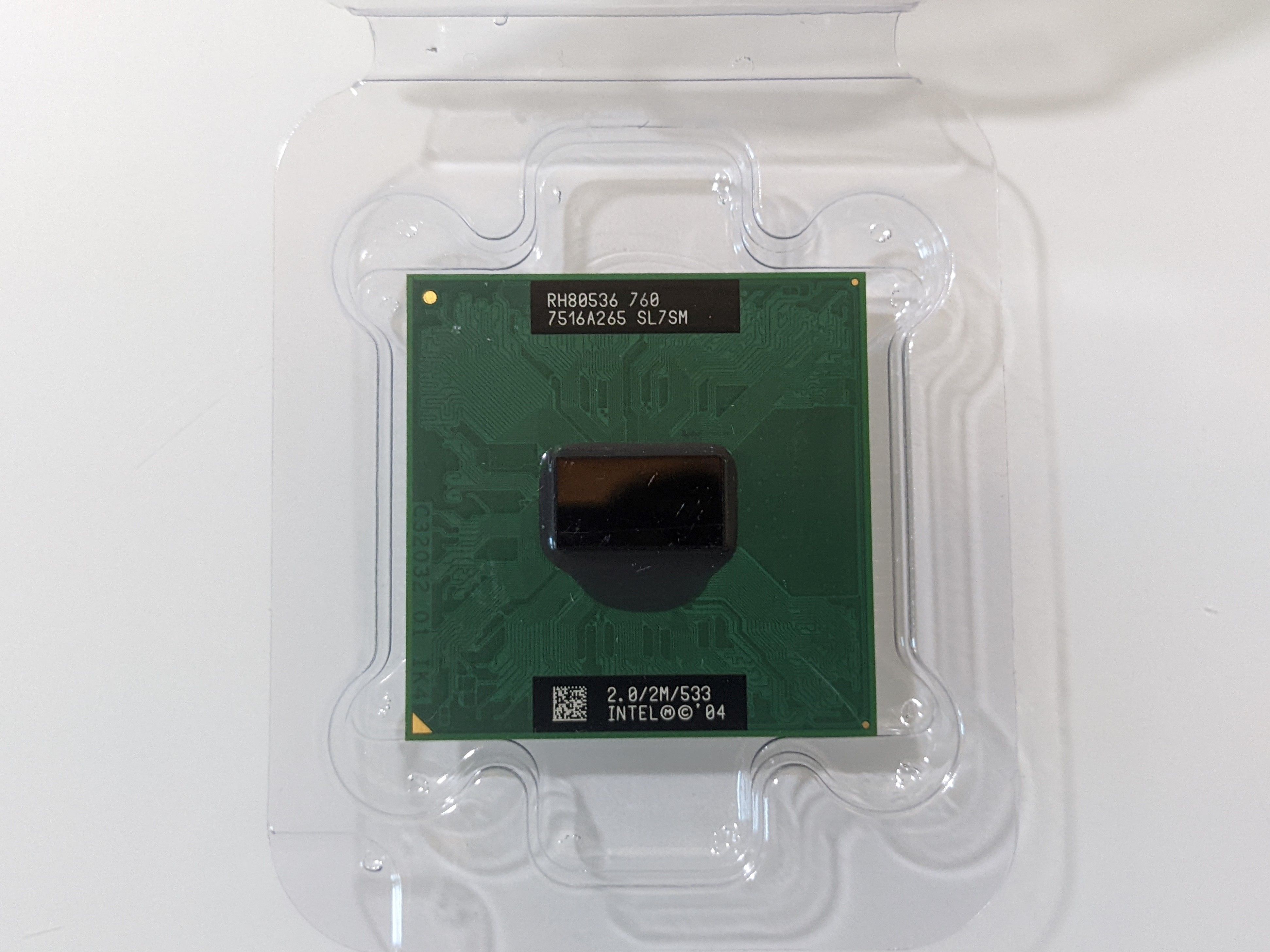 Процессор Intel Pentium, OEM (без кулера), 1 яд., 2.00 ГГц купить по низкой  цене с доставкой в интернет-магазине OZON (1040989841)