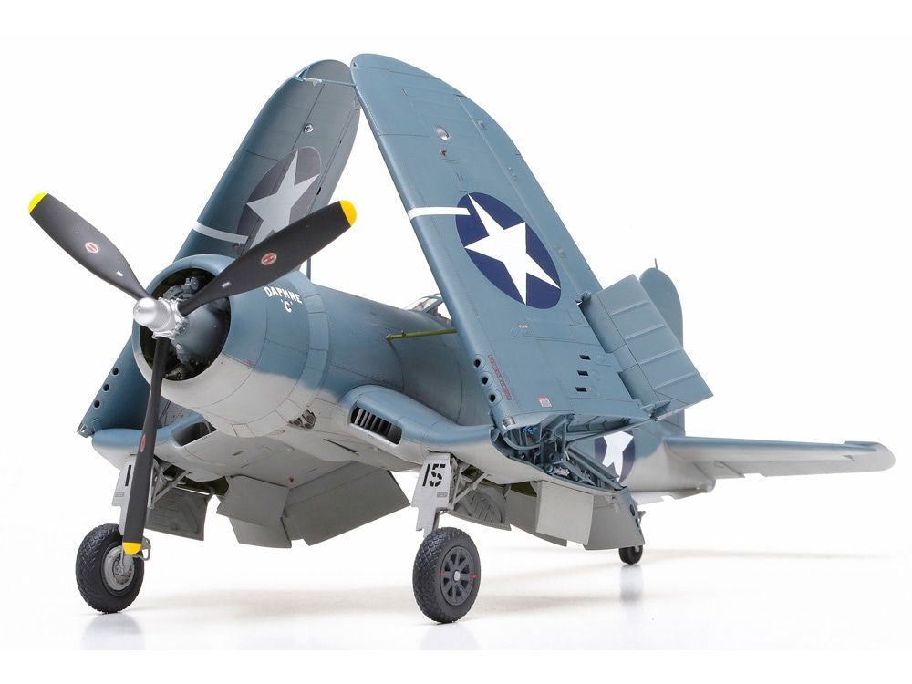 Авиация 1 32. Tamiya Corsair 1/32. F4u-4 Corsair. F4u 1 Corsair. F4u Corsair модель.