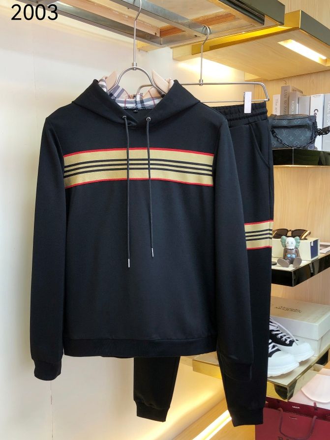 Tracksuit Burberry