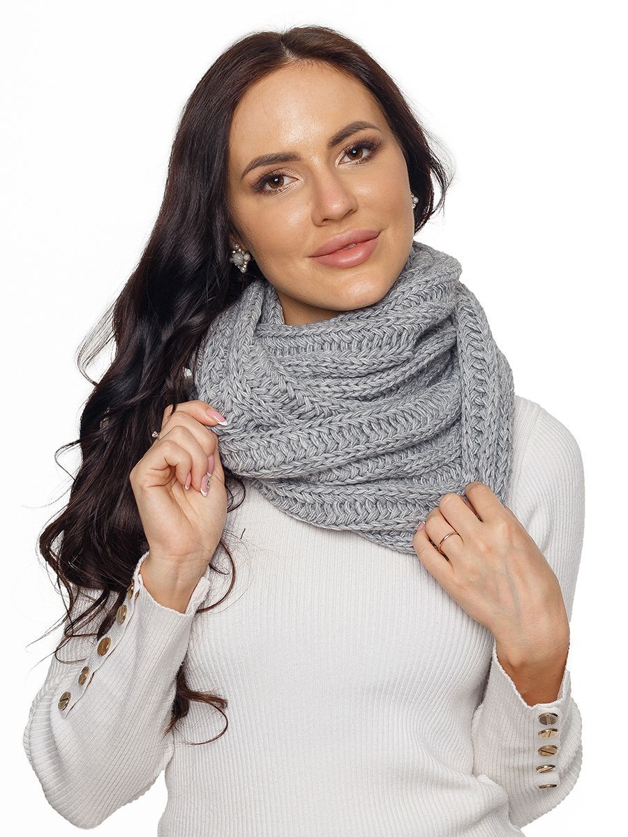 См шарфа. Шарфы много 8к. Шарф-арафатка красная. Хлопчатобумажного шарфа китайский стиль. Шарф sela.