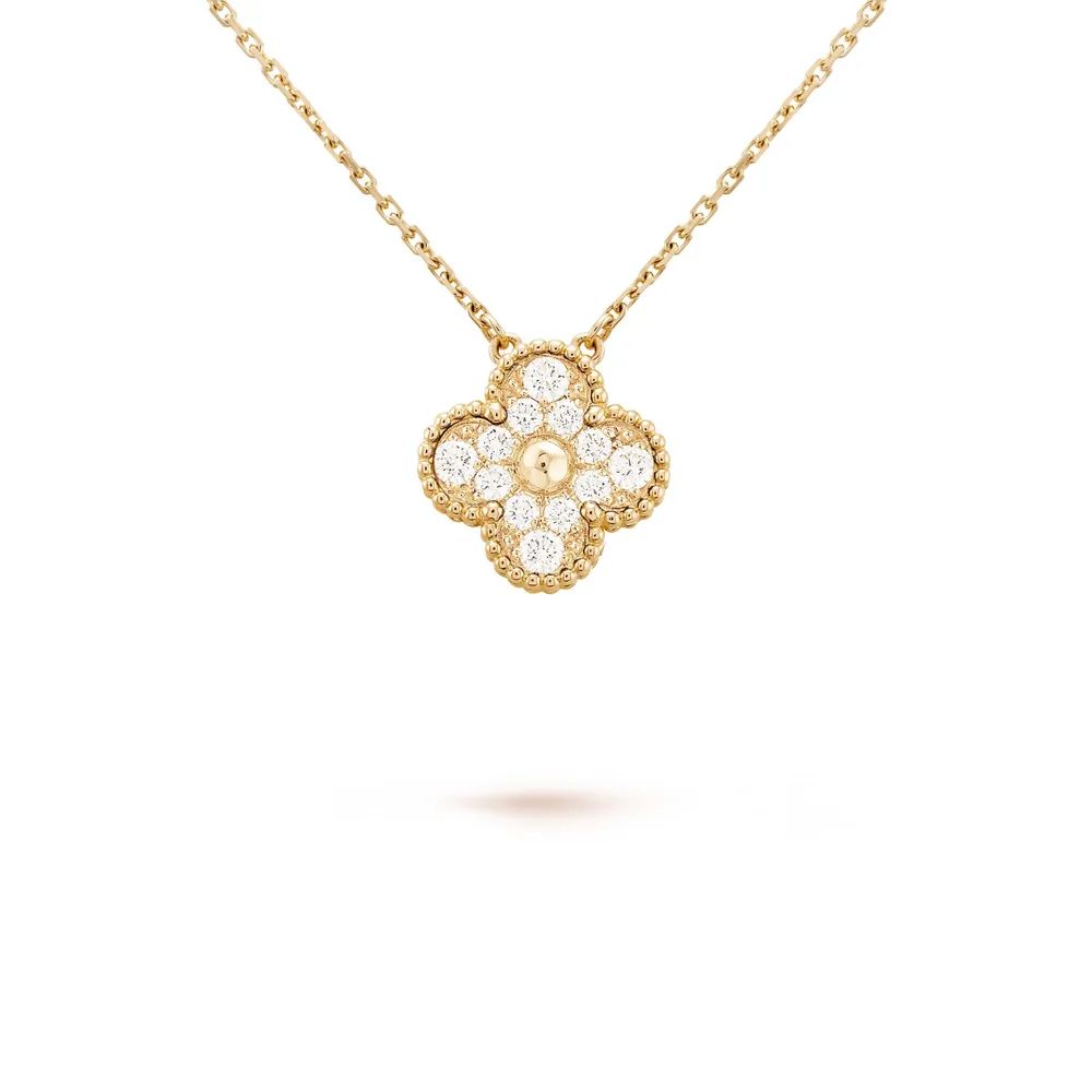 Ван клиф подвеска клевер. Van Cleef Alhambra подвеска. Подвеска van Cleef Vintage Alhambra. Van Cleef Arpels кулон Alhambra. Подвеска van Cleef Arpels Magic Alhambra.