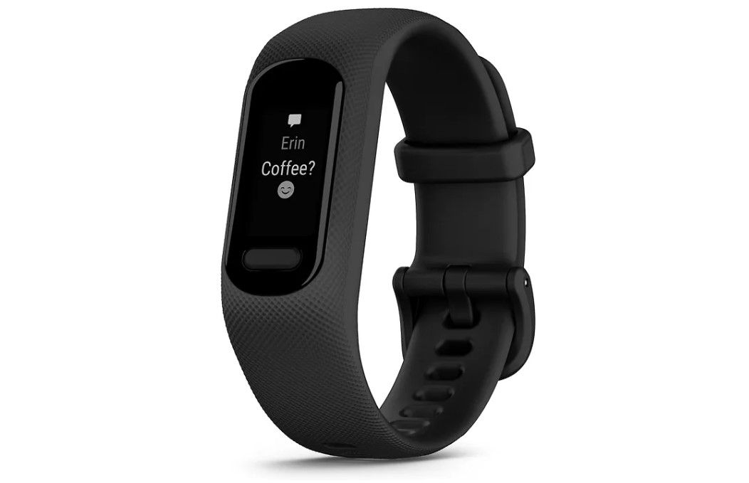 Garmin Vivosmart 5. Vivosmart 5 White. Black & Tracker.