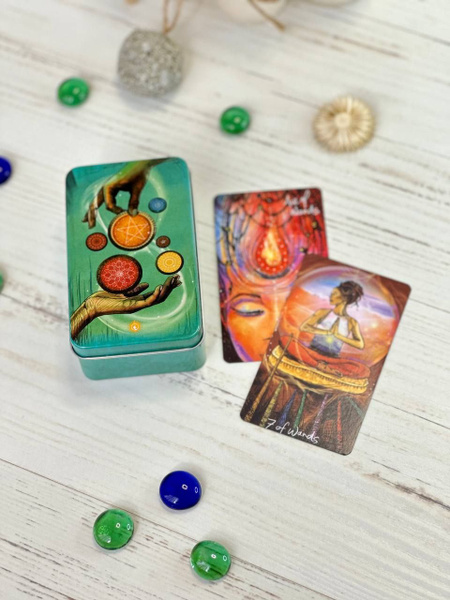 Карты Таро Светлого Провидца в жестяной коробке The Light Seer's Tarot ...