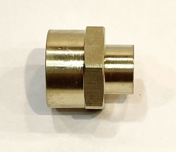 Переходник внутренняя резьба 1/2" - внутренняя резьба 1/4" латунь ...