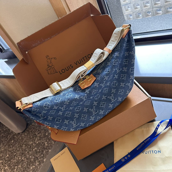 Louis Vuitton Сумка на пояс - купить с доставкой по выгодным ценам в ...