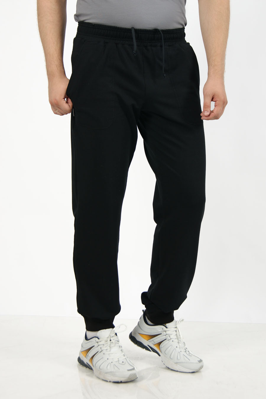 спортивные штаны с манжетом. спортивные штаны с манжетами. мужские брюки nike air pants fleece. спортивные штаны на резинке мужские. спортивные штаны с манжетами мужские.