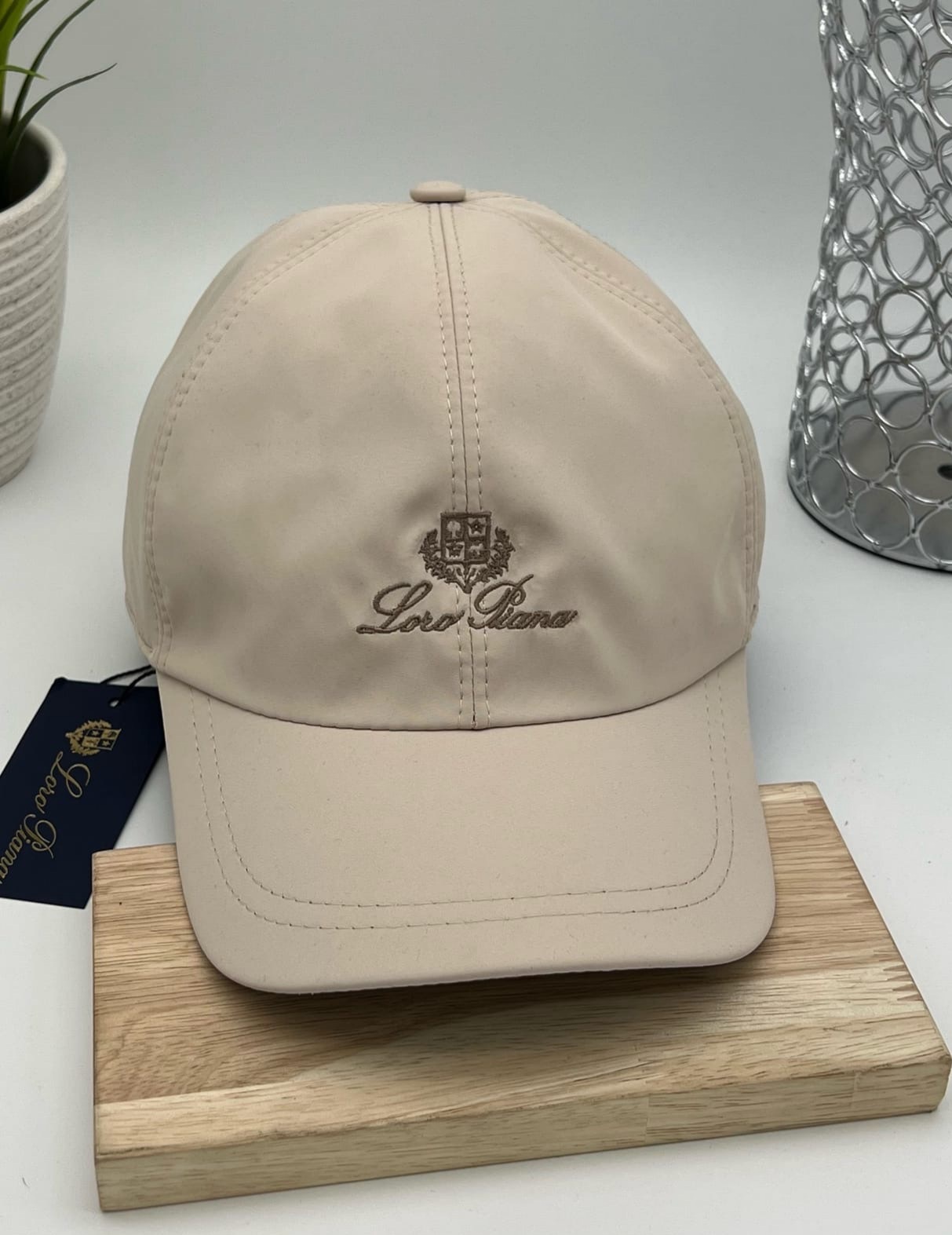 Бейсболка Loro Piana купить на OZON по низкой цене (550265991)