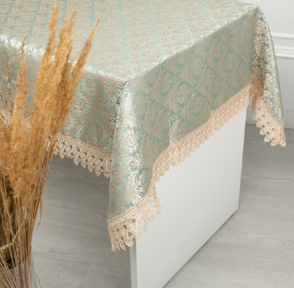 Шелковая скатерть